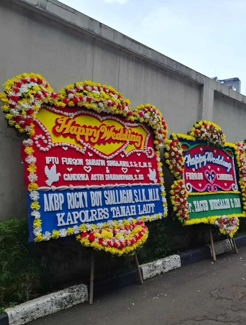 karangan-bunga-papan-selamat-sukses-congratulations-jakarta-chiara-florist4